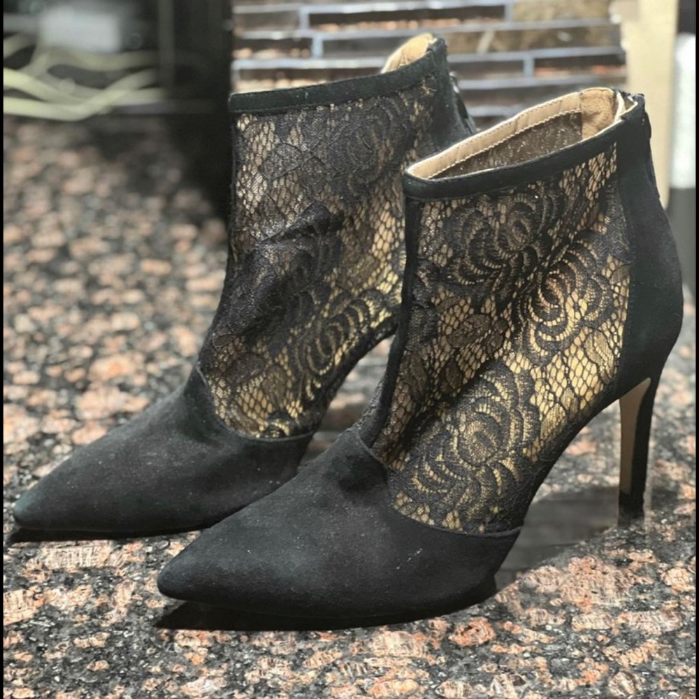 “BCBGMaxazria” Women Dress High Heels Ankle Shoes  Size 40 US 9-9.5